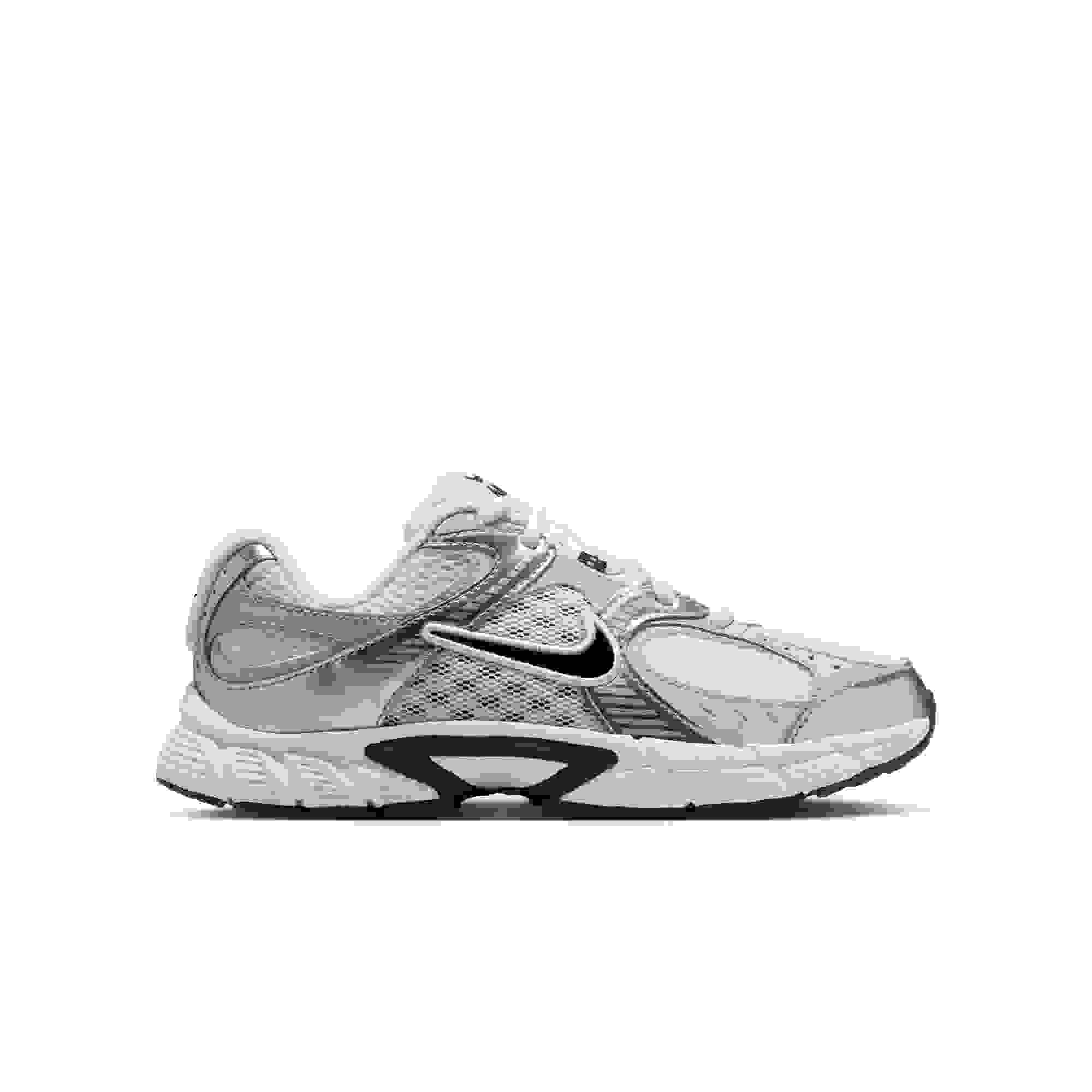 Nike V5 RNR Grade School Boys' "White/Black/Vast College Grey" Shoe